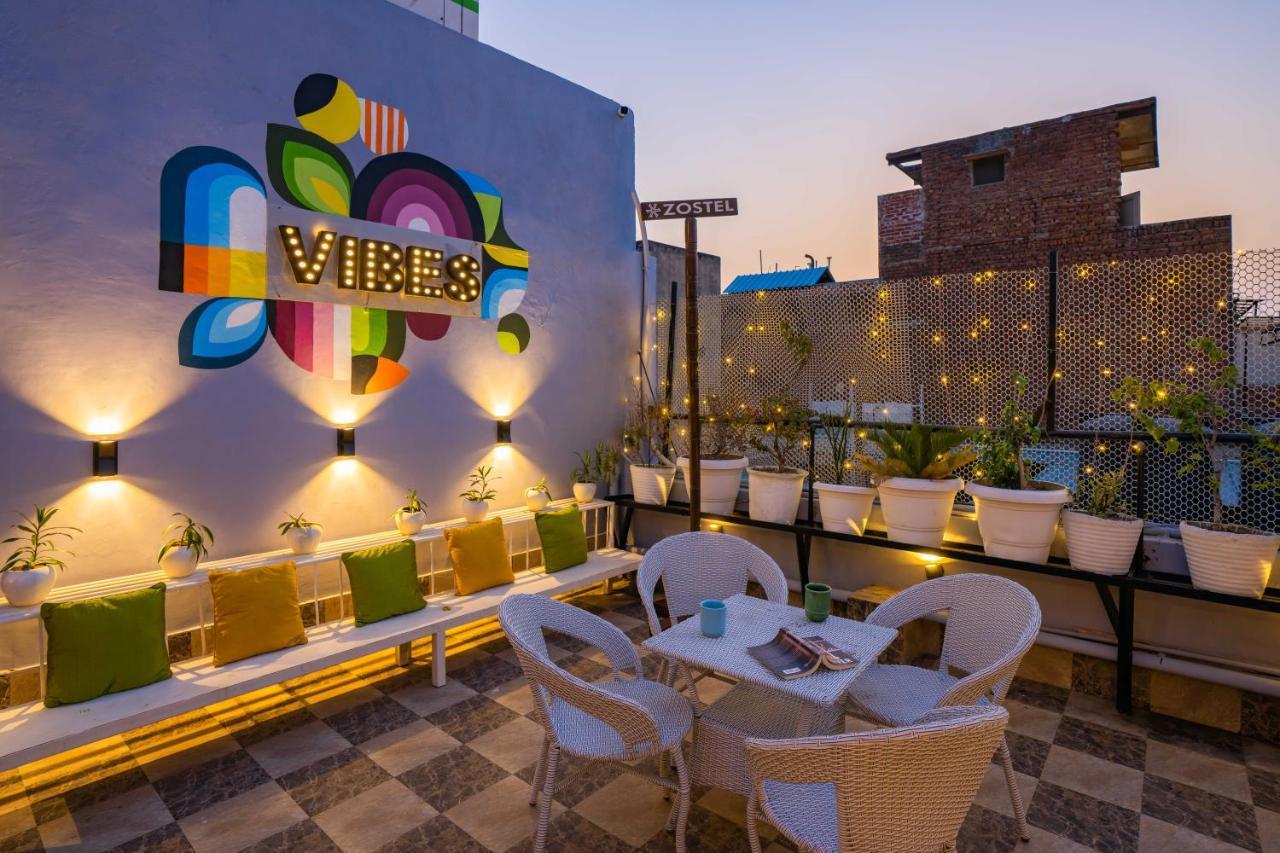 Zostel Delhi Vandrarhem New Delhi Exteriör bild