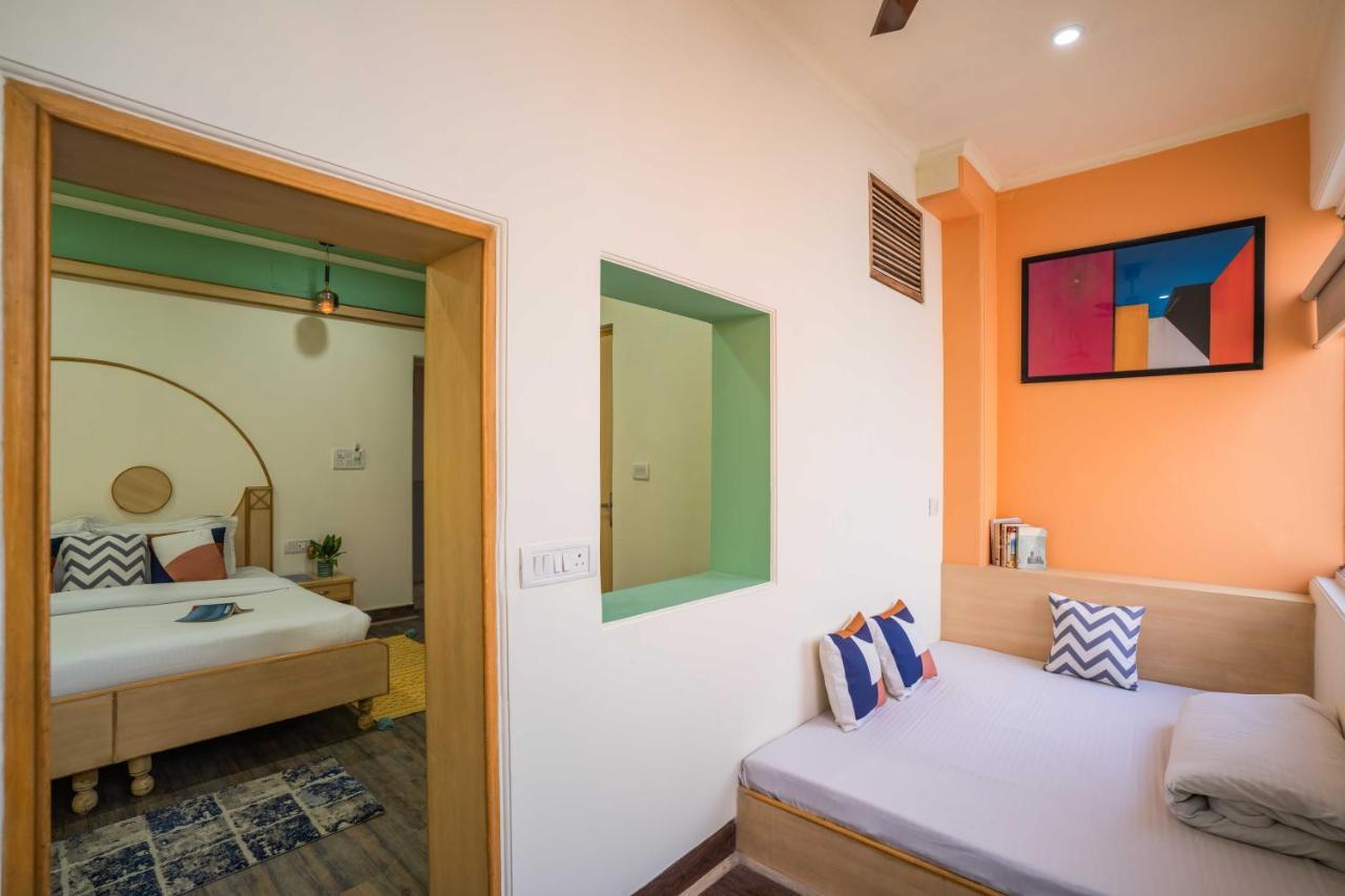 Zostel Delhi Vandrarhem New Delhi Exteriör bild