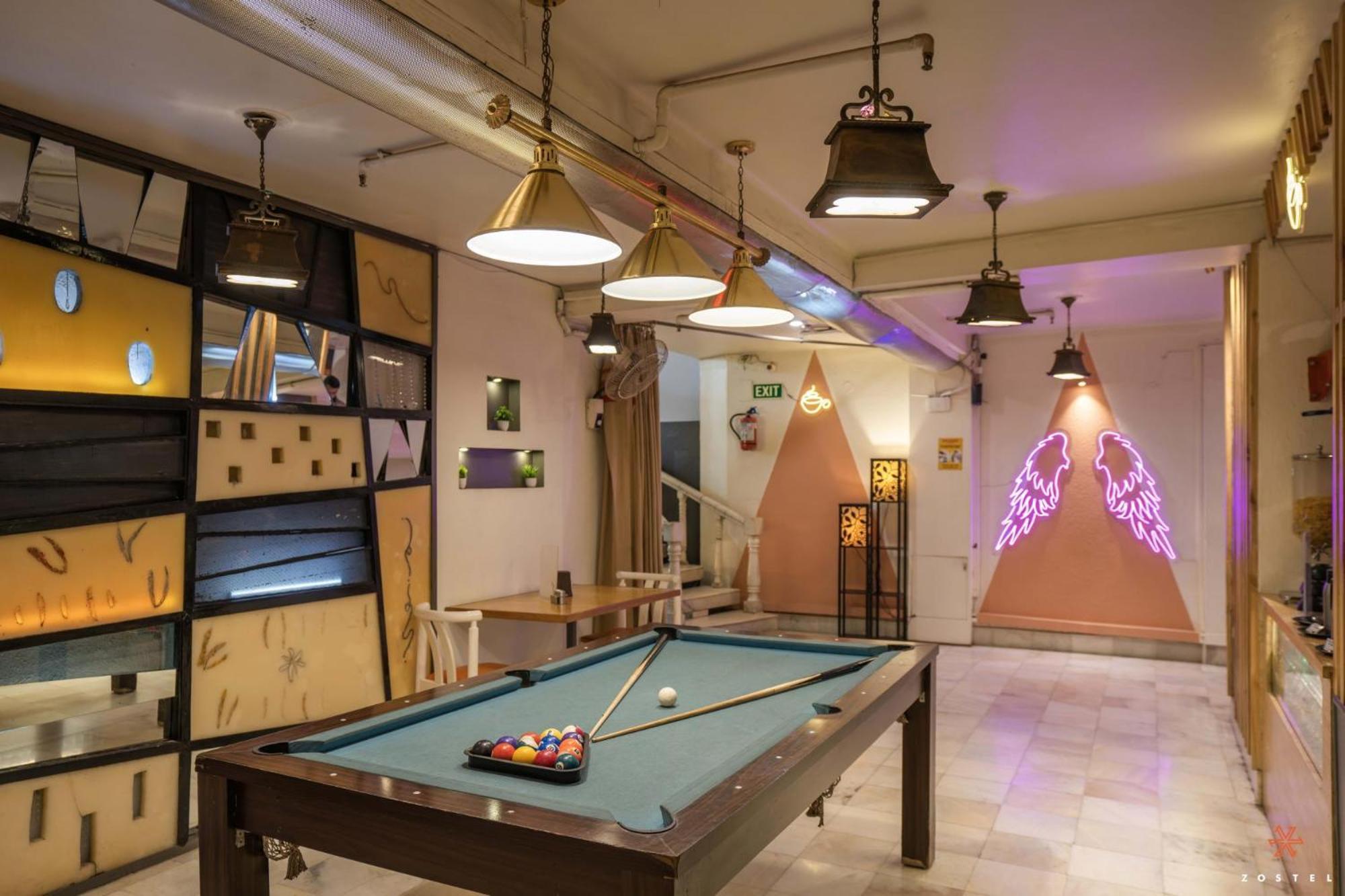Zostel Delhi Vandrarhem New Delhi Exteriör bild
